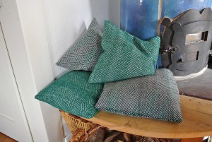 thumb-01-kissen-gruen-300-201